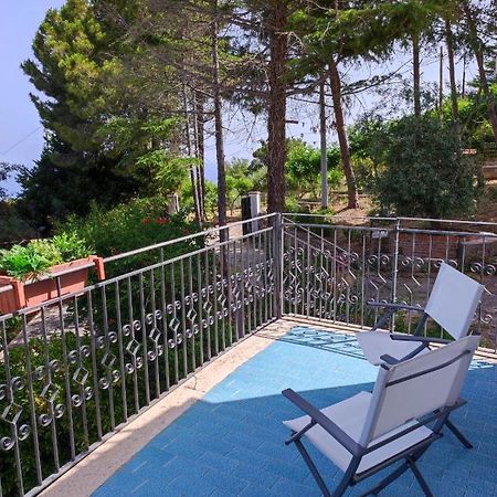 Villa Bouganvilla تْشيفالو المظهر الخارجي الصورة